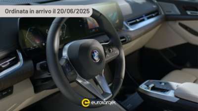 BMW 223 Elettrica/Benzina usata