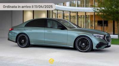 MERCEDES-BENZ E 220 Elettrica/Diesel usata