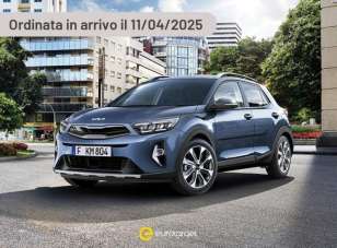 KIA Stonic Elettrica/Benzina usata