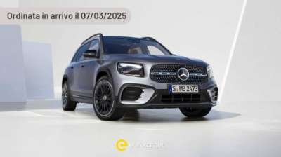 MERCEDES-BENZ GLB 250 Elettrica/Benzina usata