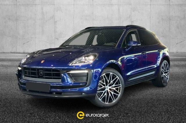 PORSCHE Macan Benzina 2023 usata foto