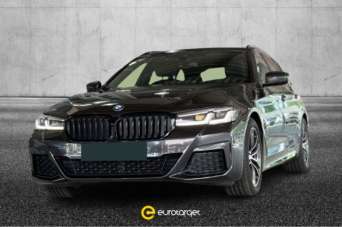 BMW 520 Elettrica/Diesel 2023 usata