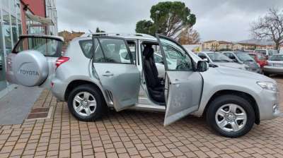 TOYOTA RAV 4 Diesel 2010 usata, Italia