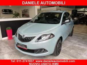 LANCIA Ypsilon Elettrica/Benzina 2024 usata, Torino