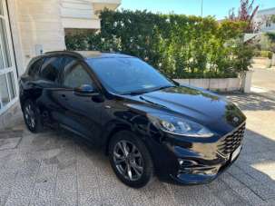 FORD Kuga Diesel 2021 usata, Bari