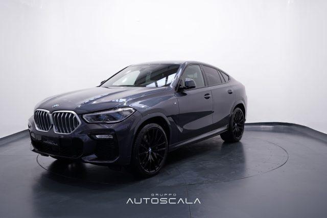 BMW X6 Elettrica/Diesel 2021 usata, Napoli foto