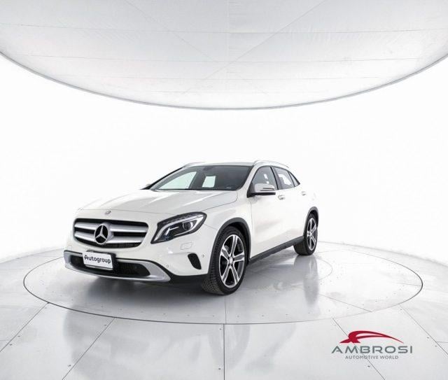 MERCEDES-BENZ GLA 220 Diesel 2015 usata, Perugia foto