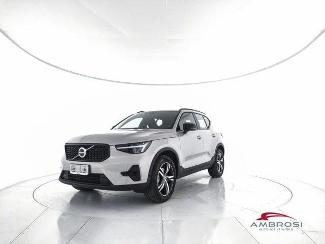 VOLVO XC40 Elettrica/Benzina 2024 usata, Perugia foto