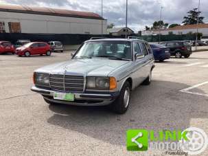 MERCEDES-BENZ 200 Benzina 1985 usata, Perugia