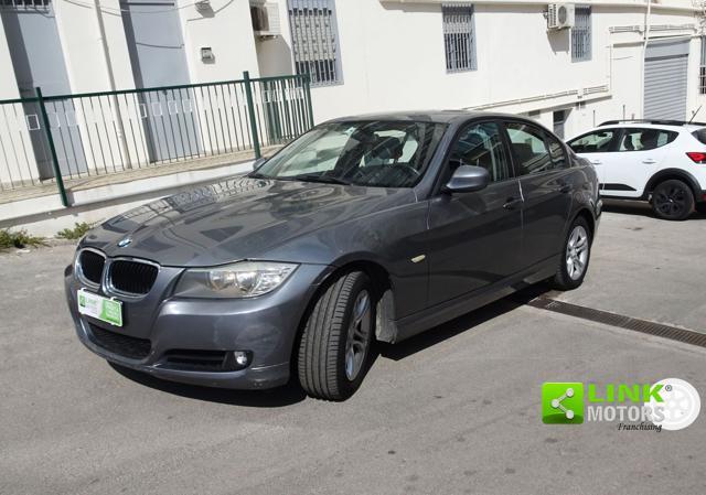 BMW 320 Diesel 2009 usata foto