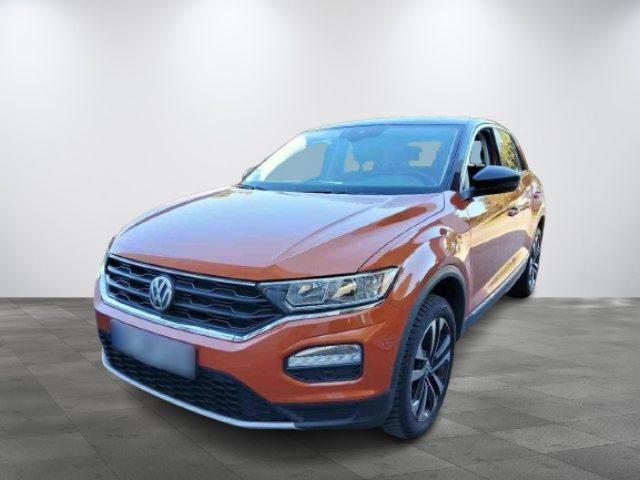 VOLKSWAGEN T-Roc Diesel 2019 usata, Italia foto