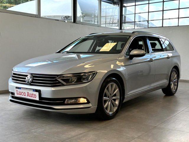 VOLKSWAGEN Passat Variant Diesel 2019 usata foto