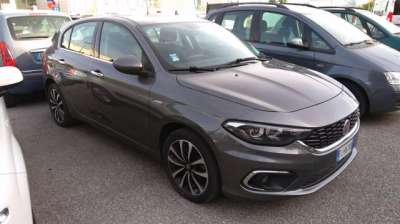 FIAT Tipo Elettrica/Benzina 2023 usata