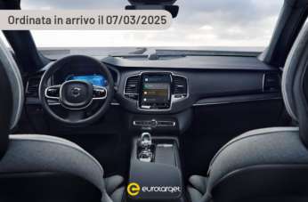 VOLVO XC90 Elettrica/Benzina usata