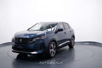 PEUGEOT 3008 Elettrica/Benzina 2021 usata, Napoli