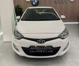 HYUNDAI i20 Benzina 2013 usata, Napoli