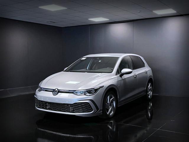 VOLKSWAGEN Golf Elettrica/Benzina 2021 usata, Belluno foto