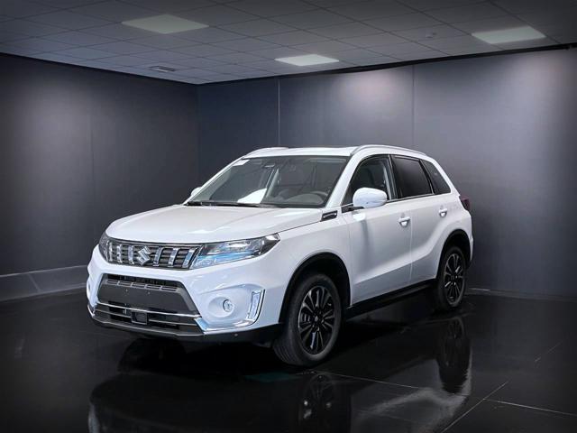 SUZUKI Vitara Elettrica/Benzina 2024 usata, Belluno foto