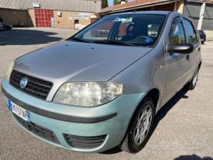 FIAT Punto Benzina 2004 usata