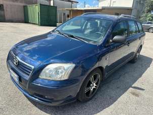 TOYOTA Avensis Diesel 2004 usata