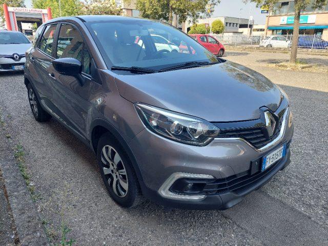 RENAULT Captur Diesel 2019 usata foto