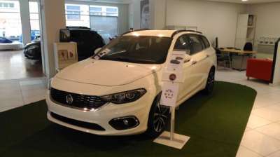 FIAT Tipo Elettrica/Benzina 2023 usata