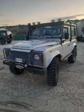 LAND ROVER Defender Diesel 2008 usata, Ascoli Piceno