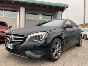 MERCEDES-BENZ A 180 Benzina 2015 usata