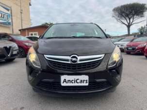 OPEL Zafira Tourer Benzina/Metano 2014 usata, Napoli