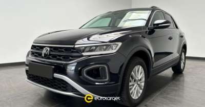 VOLKSWAGEN T-Roc Diesel 2023 usata