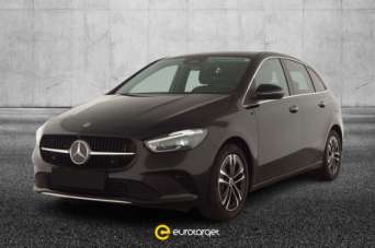 MERCEDES-BENZ B 200 Elettrica/Benzina 2023 usata