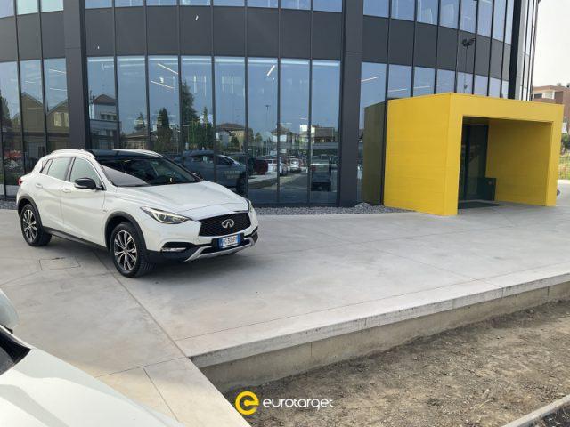 INFINITI QX30 Diesel 2016 usata foto