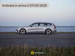 VOLVO V60 Elettrica/Benzina usata