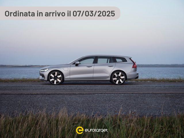 VOLVO V60 Elettrica/Benzina usata foto