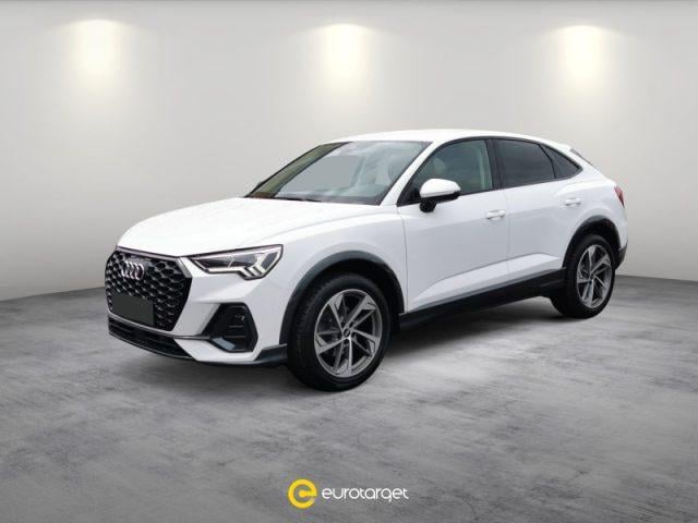 AUDI Q3 Elettrica/Benzina 2021 usata foto