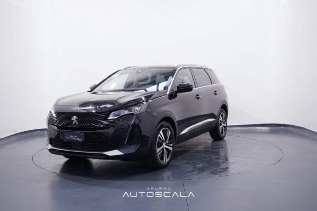 PEUGEOT 5008 Benzina 2023 usata, Napoli foto