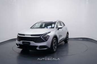 KIA Sportage Elettrica/Diesel 2024 usata, Napoli