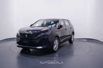 PEUGEOT 5008 Benzina 2023 usata, Napoli