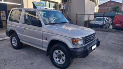 MITSUBISHI Pajero Diesel 2000 usata