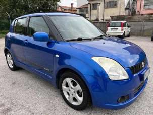 SUZUKI Swift Benzina 2007 usata