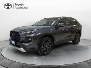 TOYOTA RAV 4 Elettrica/Benzina 2023 usata