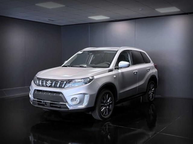 SUZUKI Vitara Elettrica/Benzina 2024 usata foto