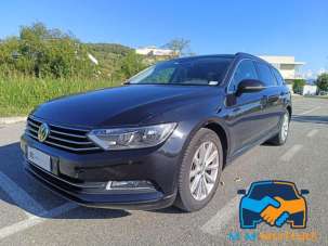 VOLKSWAGEN Passat Variant Diesel 2016 usata