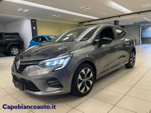 RENAULT Clio Benzina 2023 usata