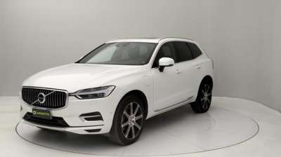 VOLVO XC60 Elettrica/Benzina 2019 usata