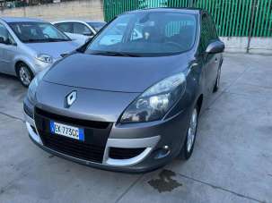 RENAULT Scenic Diesel 2011 usata