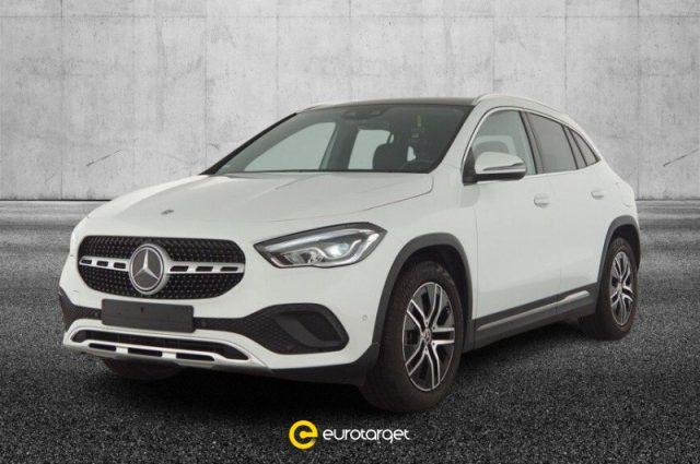 MERCEDES-BENZ GLA 220 Diesel 2022 usata foto