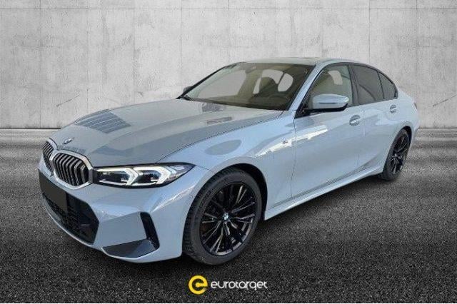 BMW 320 Benzina 2023 usata foto