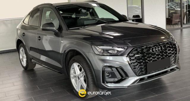 AUDI Q5 Elettrica/Diesel 2023 usata foto