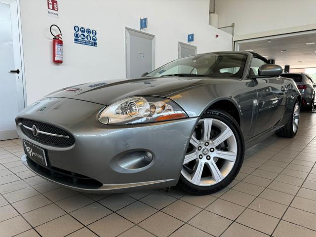 JAGUAR XK Benzina 2006 usata, Parma foto